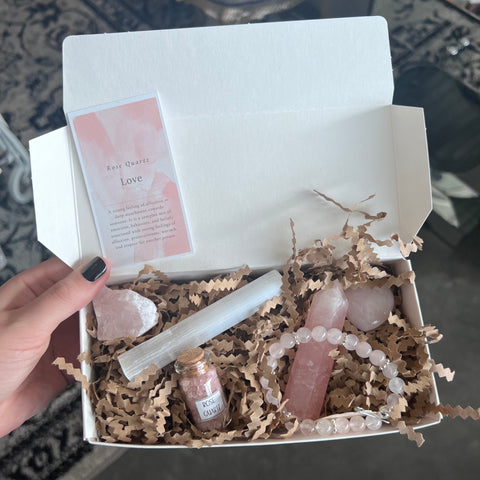 Kelowna Crystal Cave - Love(Rose Quartz) Crystal Kit