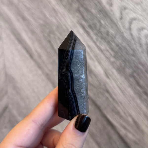 Kelowna Crystal Cave - Black Banded Agate 69g