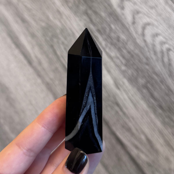 Kelowna Crystal Cave - Black Banded Agate 74g