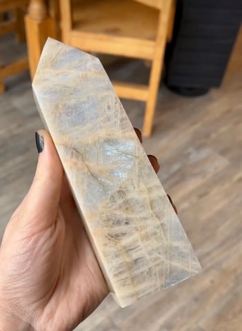 Kelowna Crystal Cave - Blue  Flash Moonstone Tower