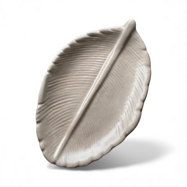 My Two Daughters Jewelry - Brown Leaf Tray 1