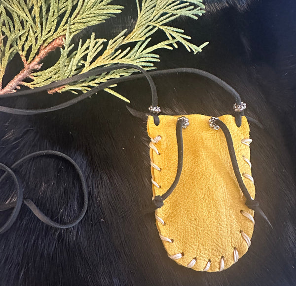 My Two Daughters Jewelry - Deer Hide Medicine Bag with Amethyst and Fluorite Backside