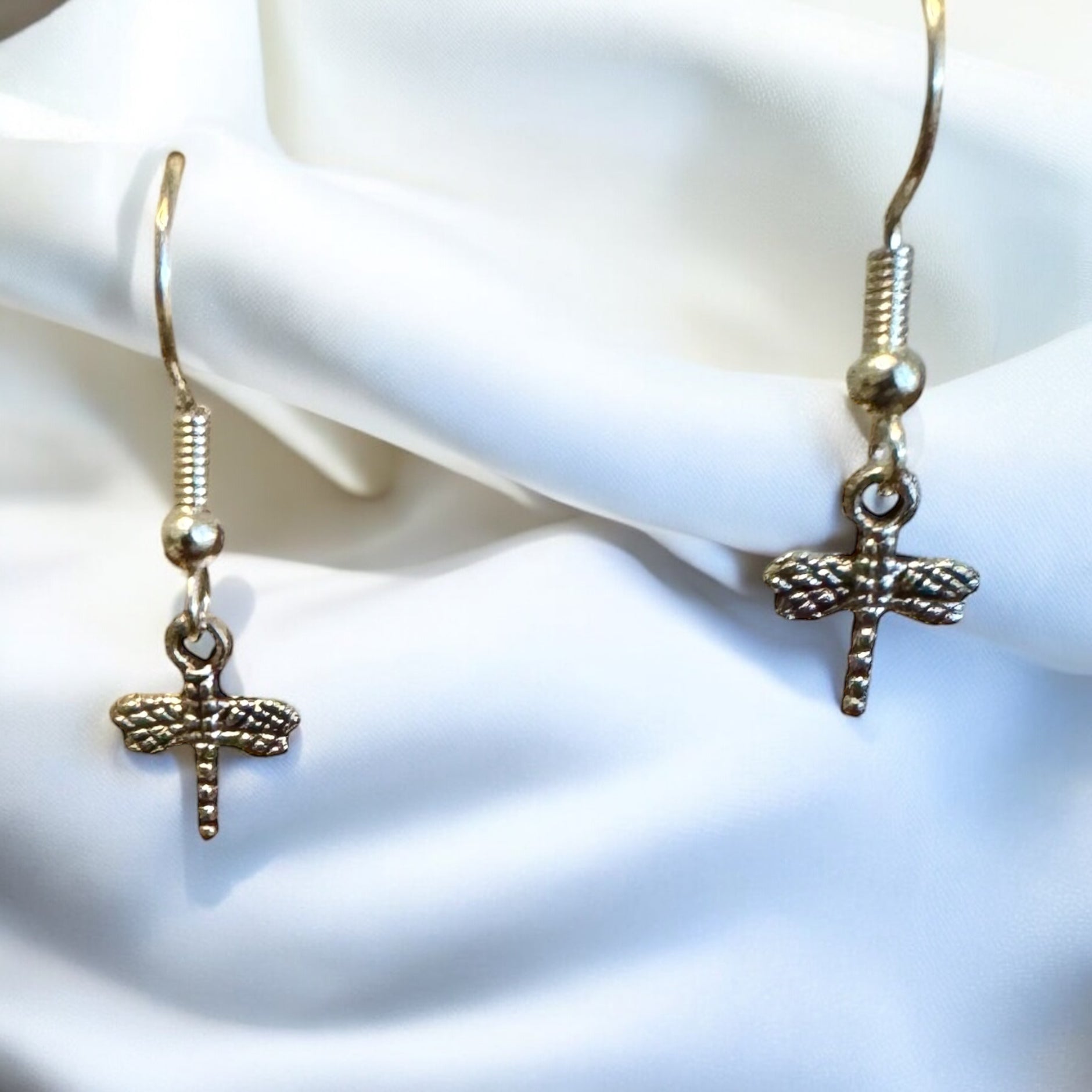 My Two Daughters Jewelry - Single Dragonfly Earring
