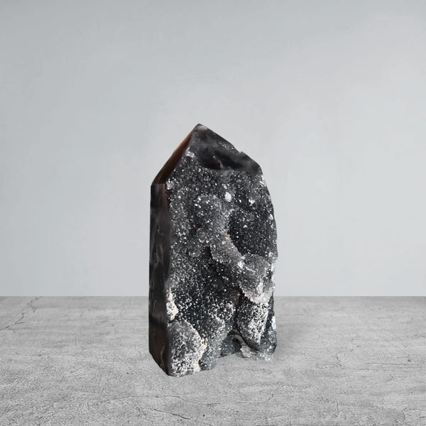 Kelowna Crystal Cave - Druzy Sphaderlite  Tower