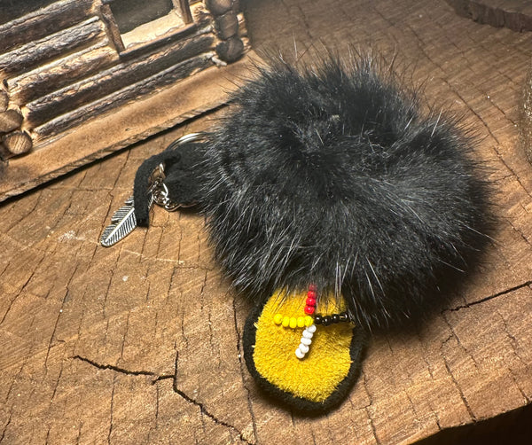 My Two Daughters Jewelry - Fur Moccasin Keychain with Medicine wheel design beads