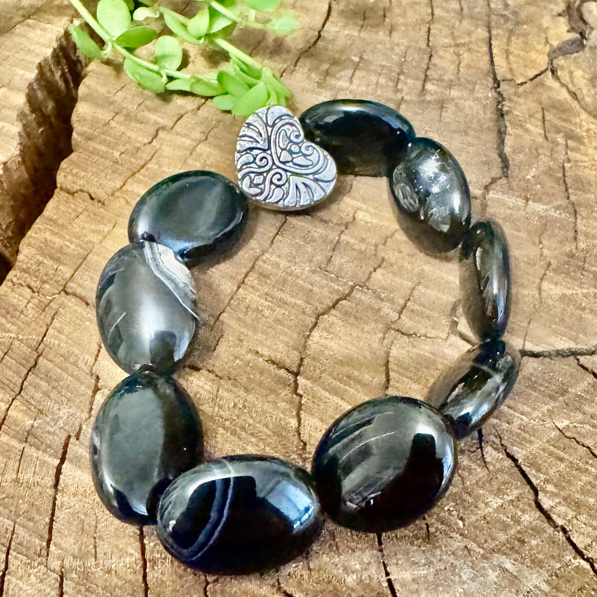 My Two Daughters Jewelry - Oval Black Banded Agate Bracelet