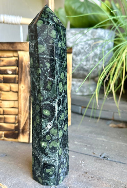 Kelowna Crystal Cave - Large and XL Kambaba Jasper Tower