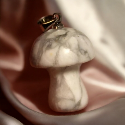 Kelowna Crystal Cave - Mini Howlite Mushroom Pendant