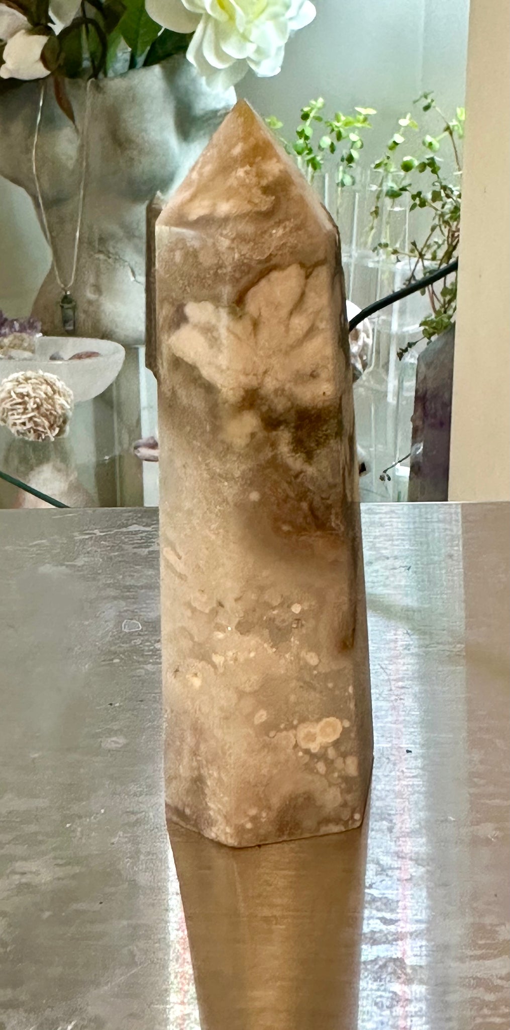 Kelowna Crystal Cave - Moss agate tower