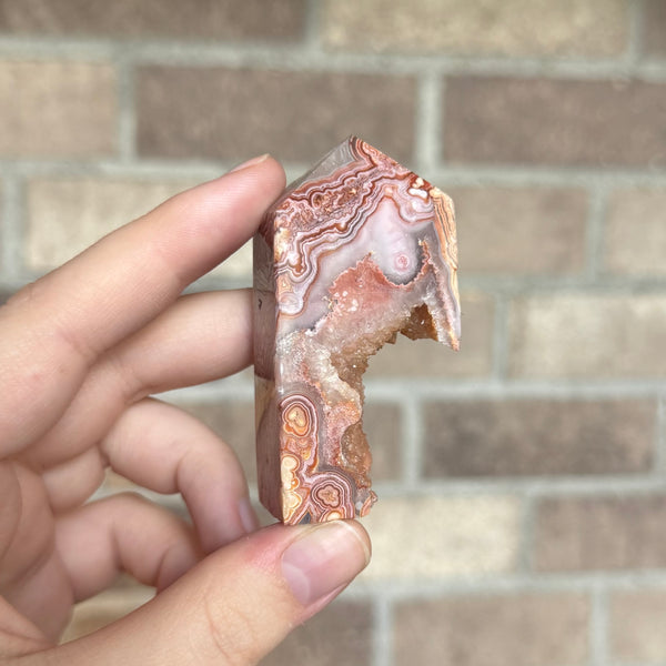 Kelowna Crystal Cave - Red Crazy Lace Agate_Tower_8