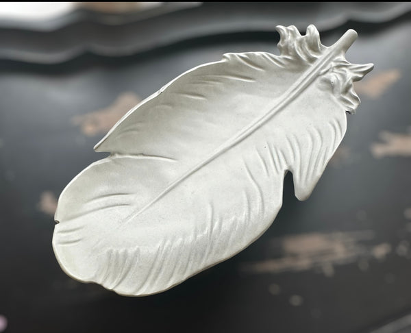 TRUE ART KELOWNA - Silver Feather Smudge Tray