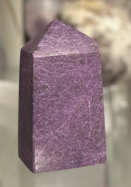Kelowna Crystal Cave - Stitchtite Obelisk