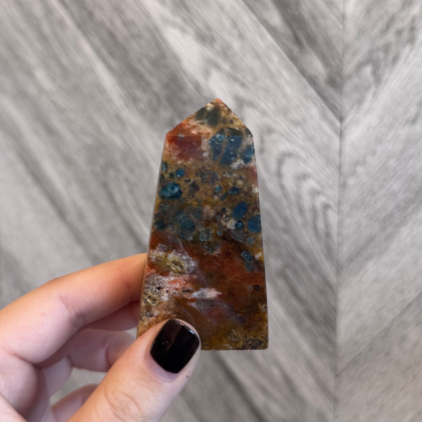 Kelowna Crystal Cave - Sunstone_and_Apatite_Obelisk 114g